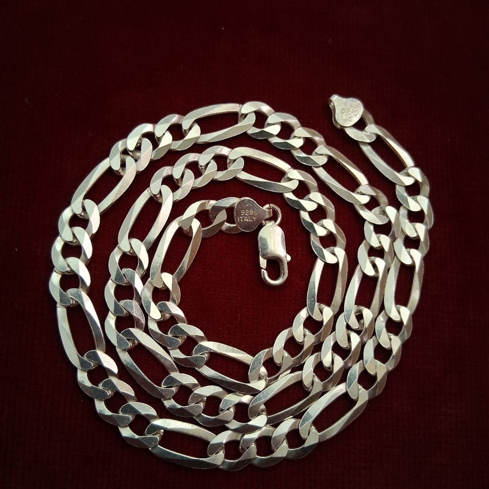 925 Italy Sterling 24" Figaro Chain 10mm - Picture 7 of 11